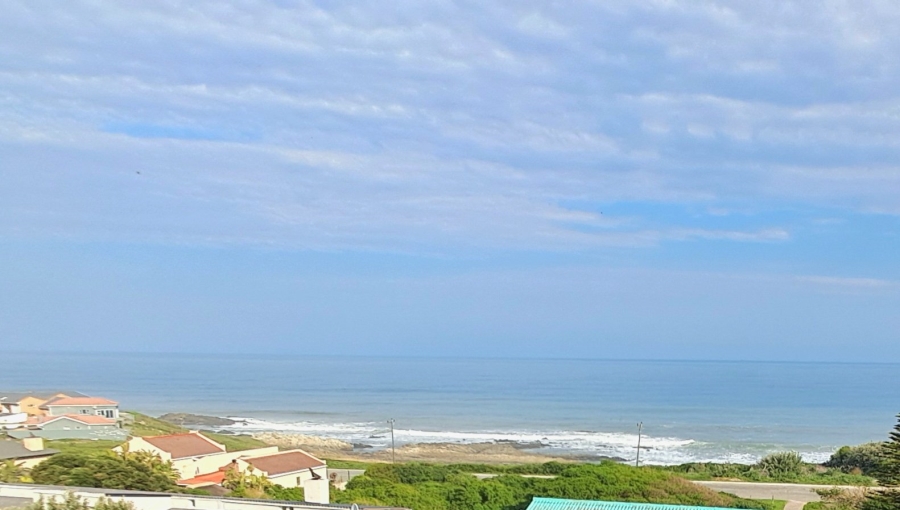  Bedroom Property for Sale in Seaview Eastern Cape